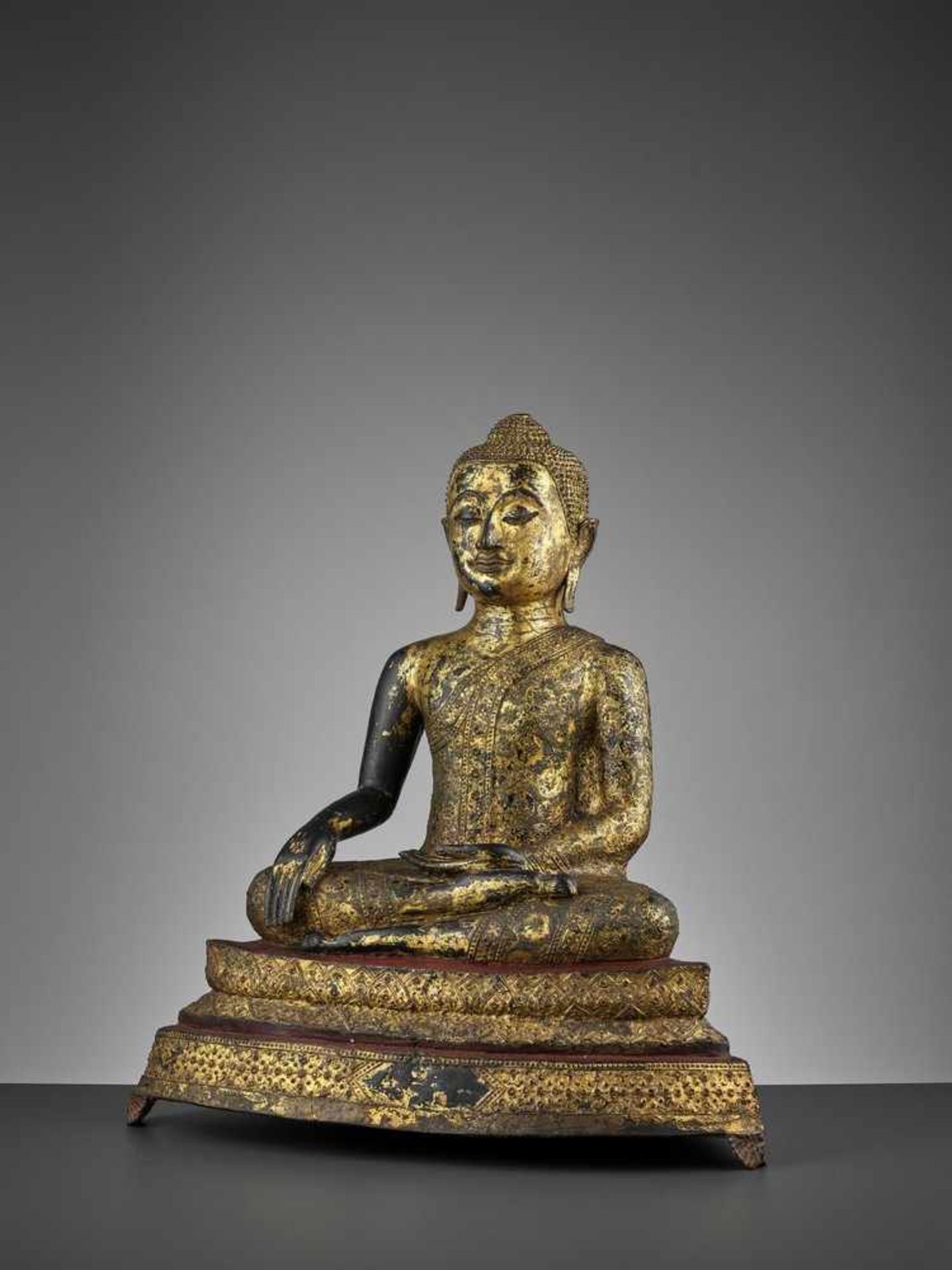 A LARGE BRONZE STATUE OF BUDDHA SHAKYAMUNI, RATTANAKOSIN KINGDOM (1782–1932) <b