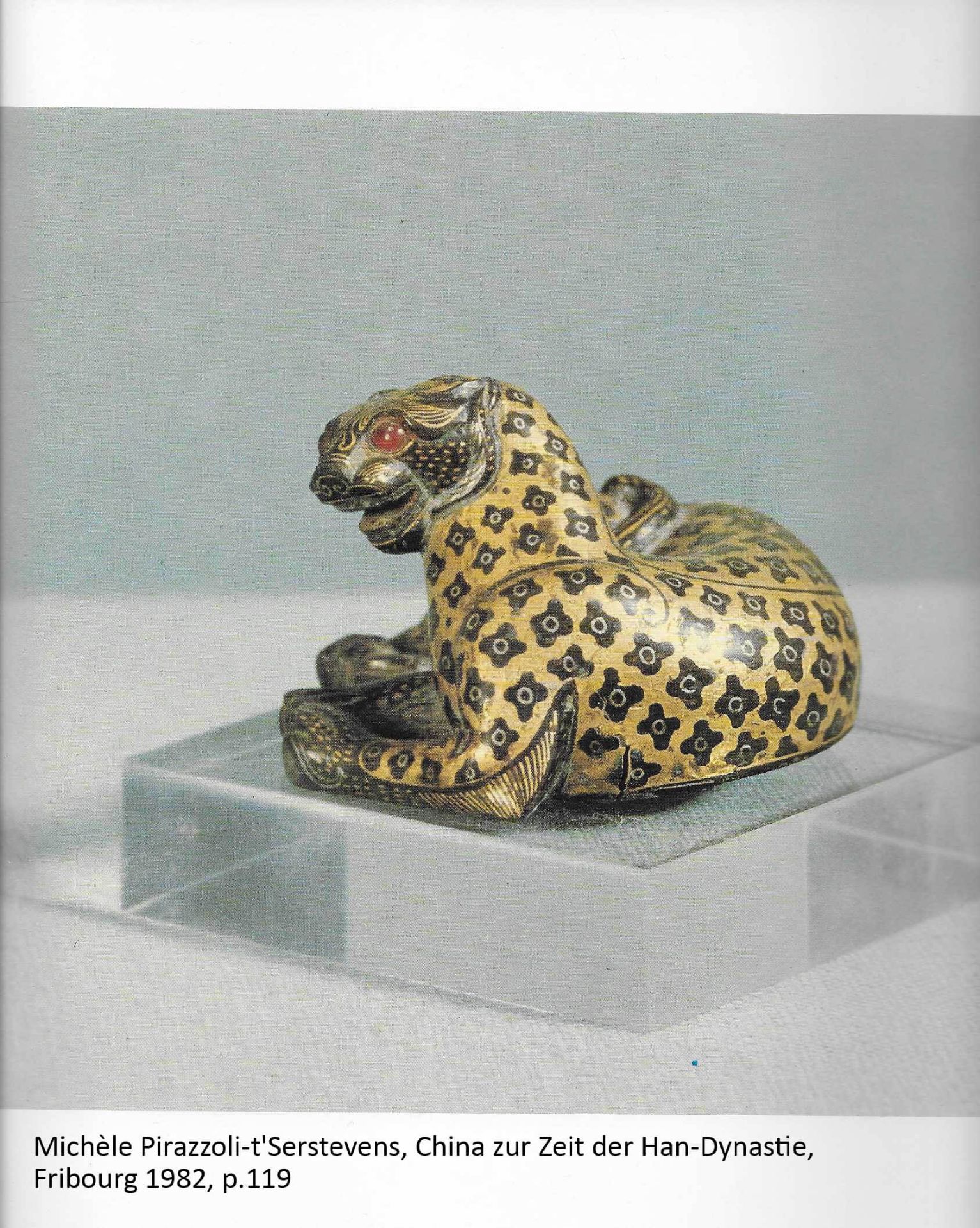 AN INLAID GILT-BRONZE ‘ROARING’ TIGER, WARRING STATES TO WESTERN HAN DYNASTY China, c. 250-200 BC. - Image 16 of 20