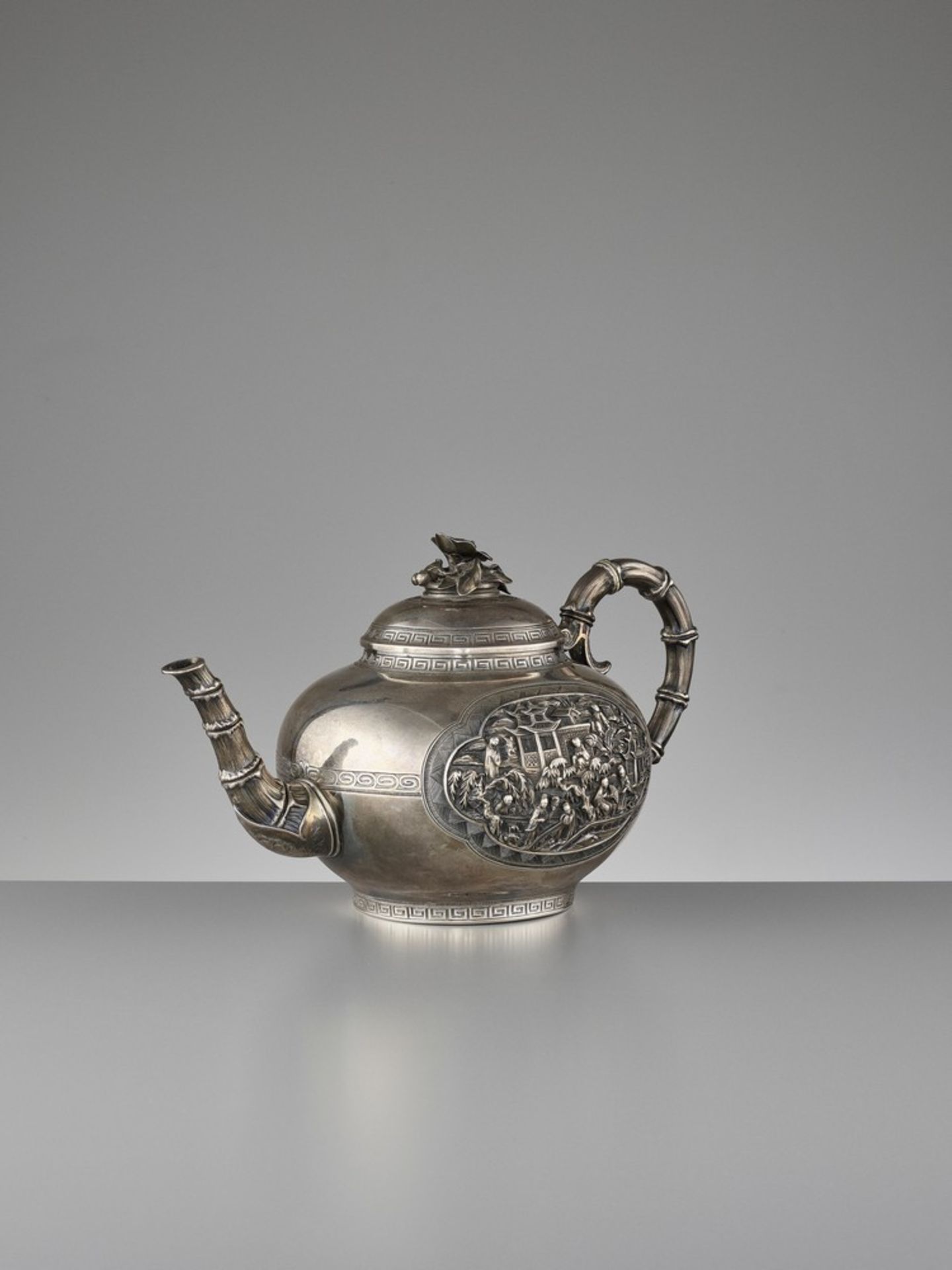 A FINE SILVER TEAPOT, QING DYNASTY - Image 5 of 12