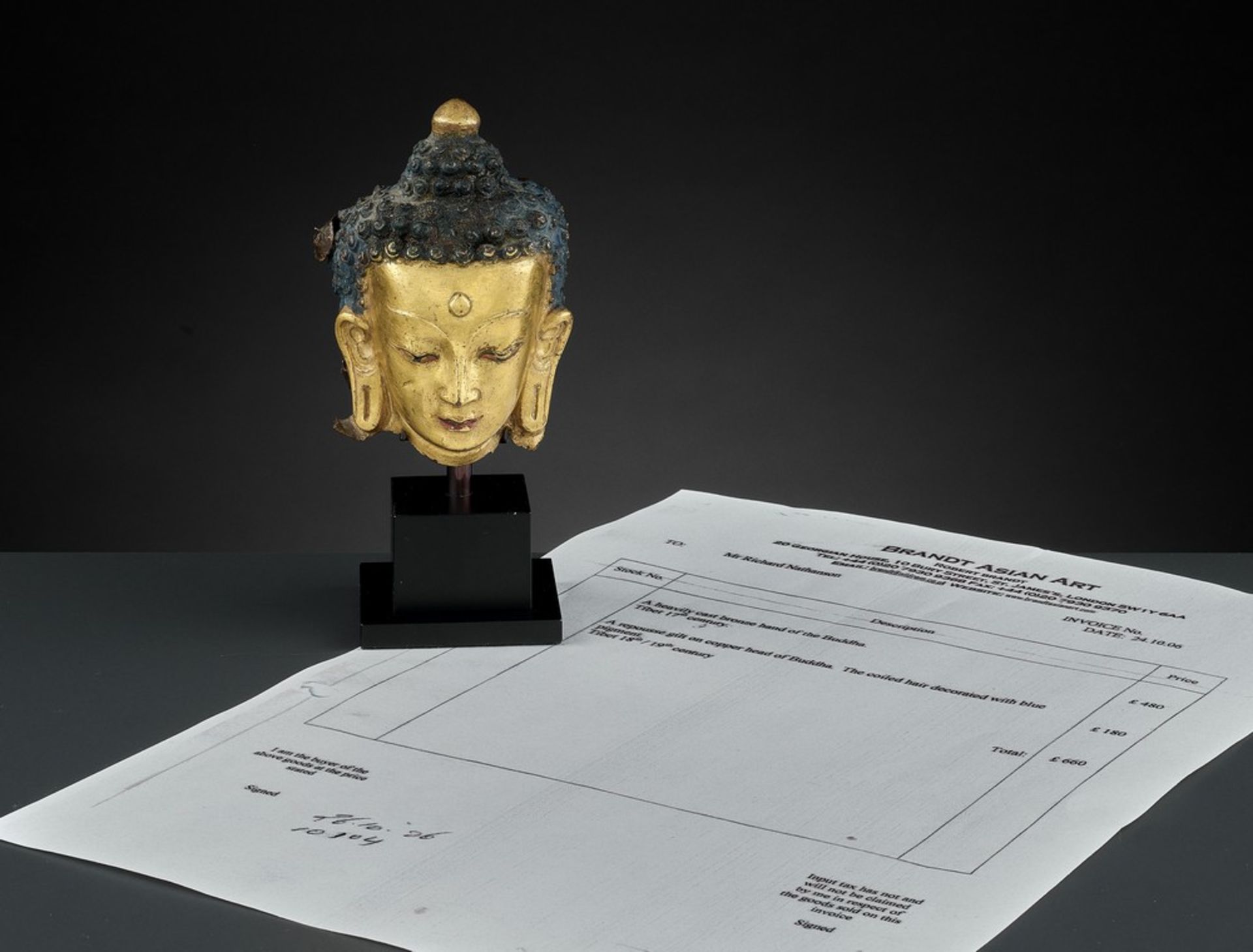 A GILT COPPER REPOUSSÉ HEAD OF BUDDHA, 18TH CENTURY < - Image 2 of 12