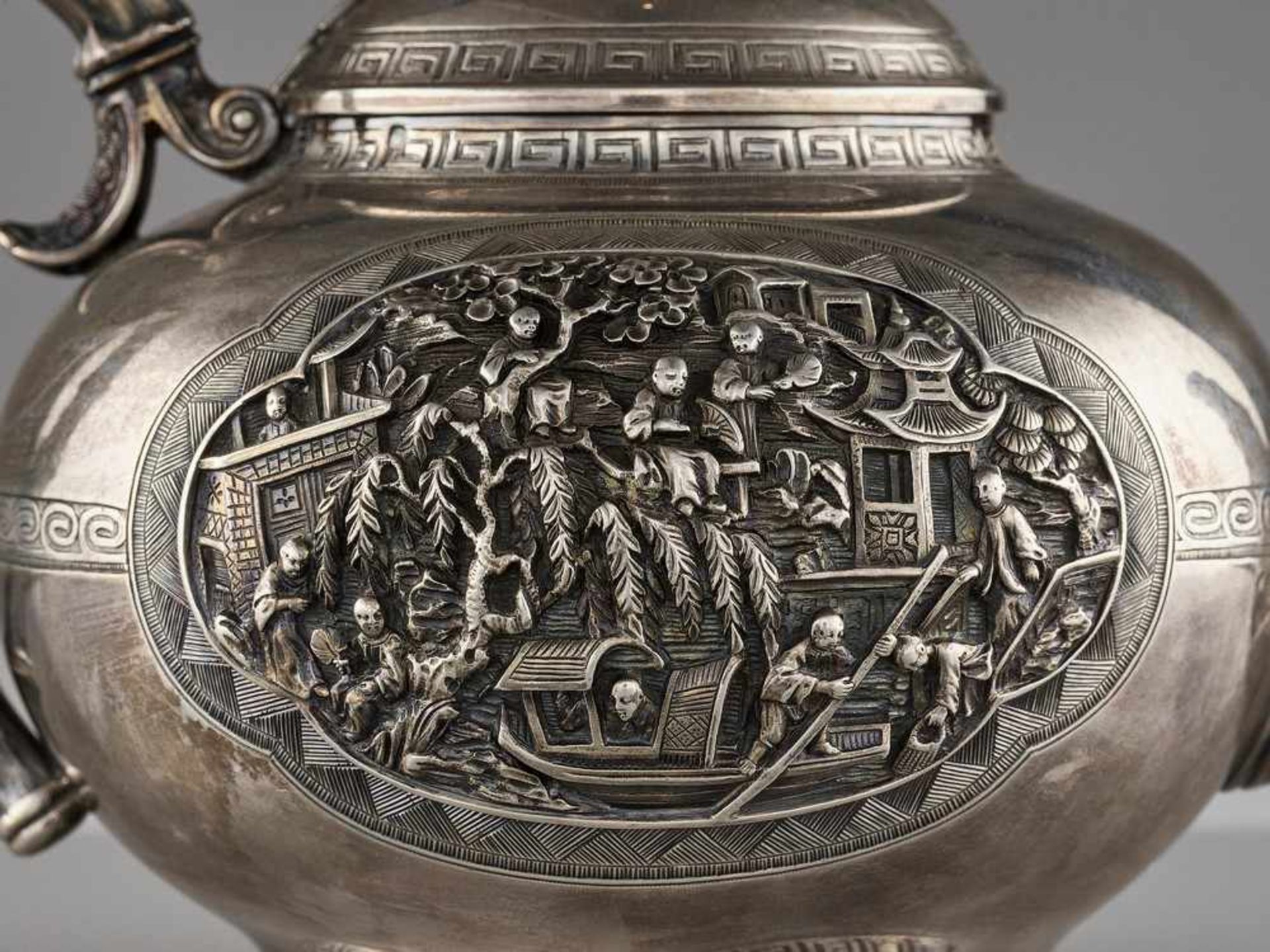 A FINE SILVER TEAPOT, QING DYNASTY - Image 2 of 12