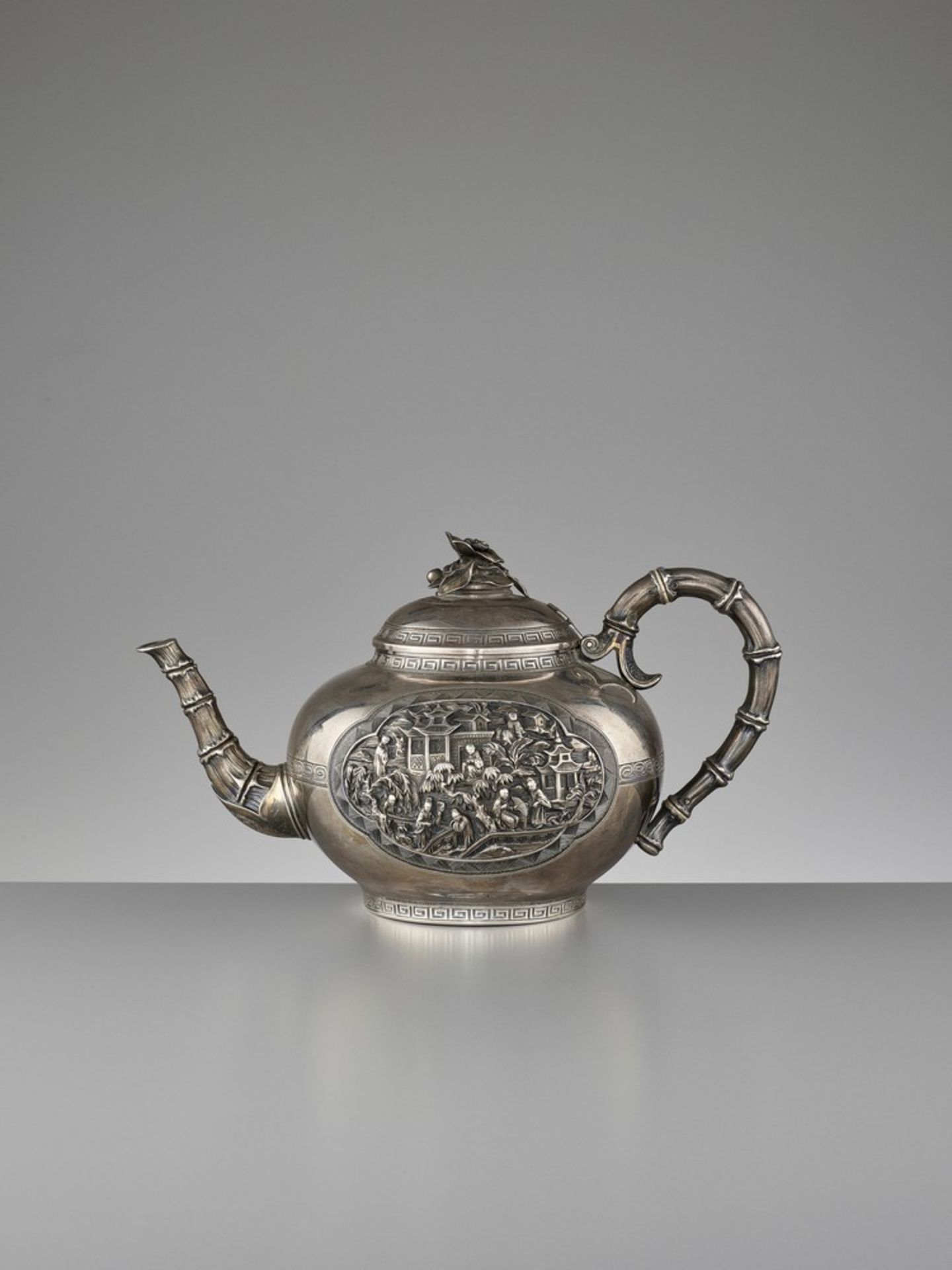 A FINE SILVER TEAPOT, QING DYNASTY - Image 6 of 12