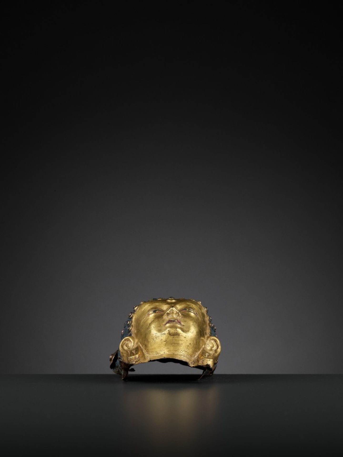 A GILT COPPER REPOUSSÉ HEAD OF BUDDHA, 18TH CENTURY < - Image 10 of 12