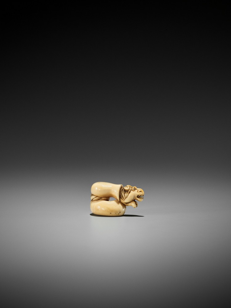 AN EARLY AND AMUSING IVORY NETSUKE OF CHOKARO’S HORSE STUCK IN A GOURD UnsignedJapan, 18th - Image 3 of 12