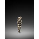 A TALL IVORY NETSUKE OF GAMA SENNIN UnsignedJapan, 18th century, Edo period (1615-1868)A large and