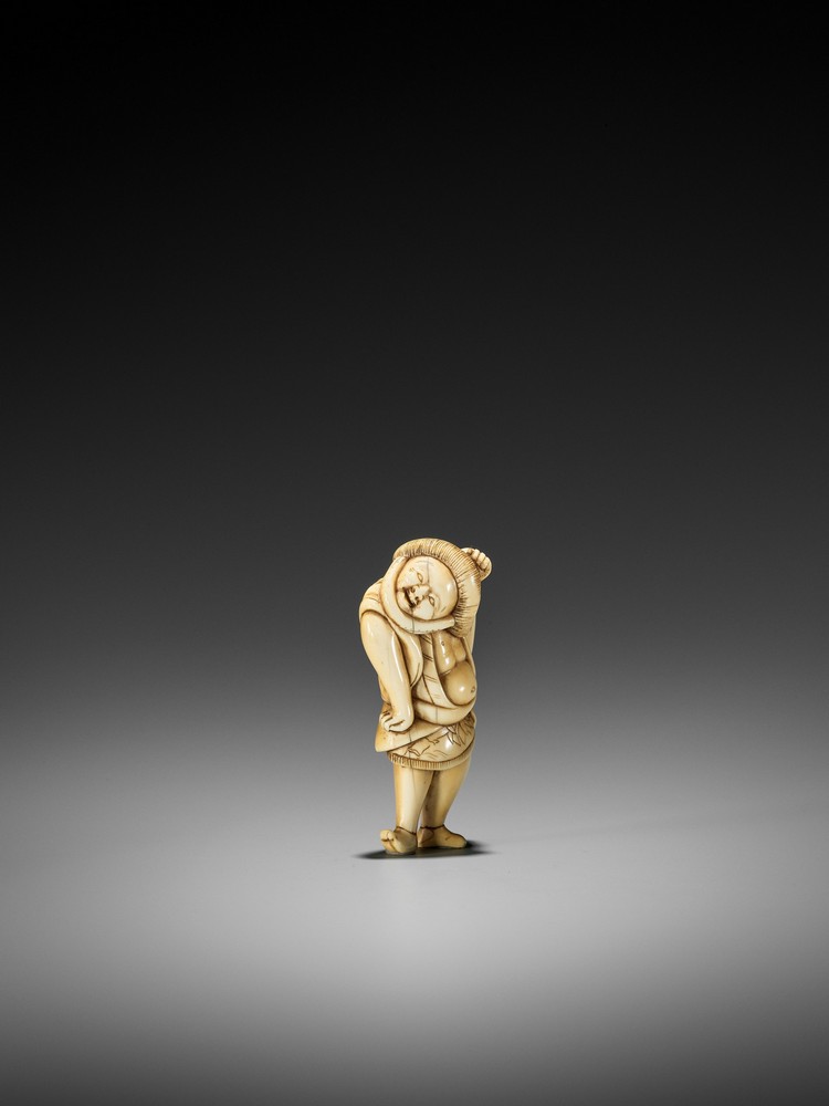 A RARE IVORY NETSUKE OF A DANCING KUMOSUKE (TOKAIDO ROAD PORTER) UnsignedJapan, late 18th century, - Image 6 of 7