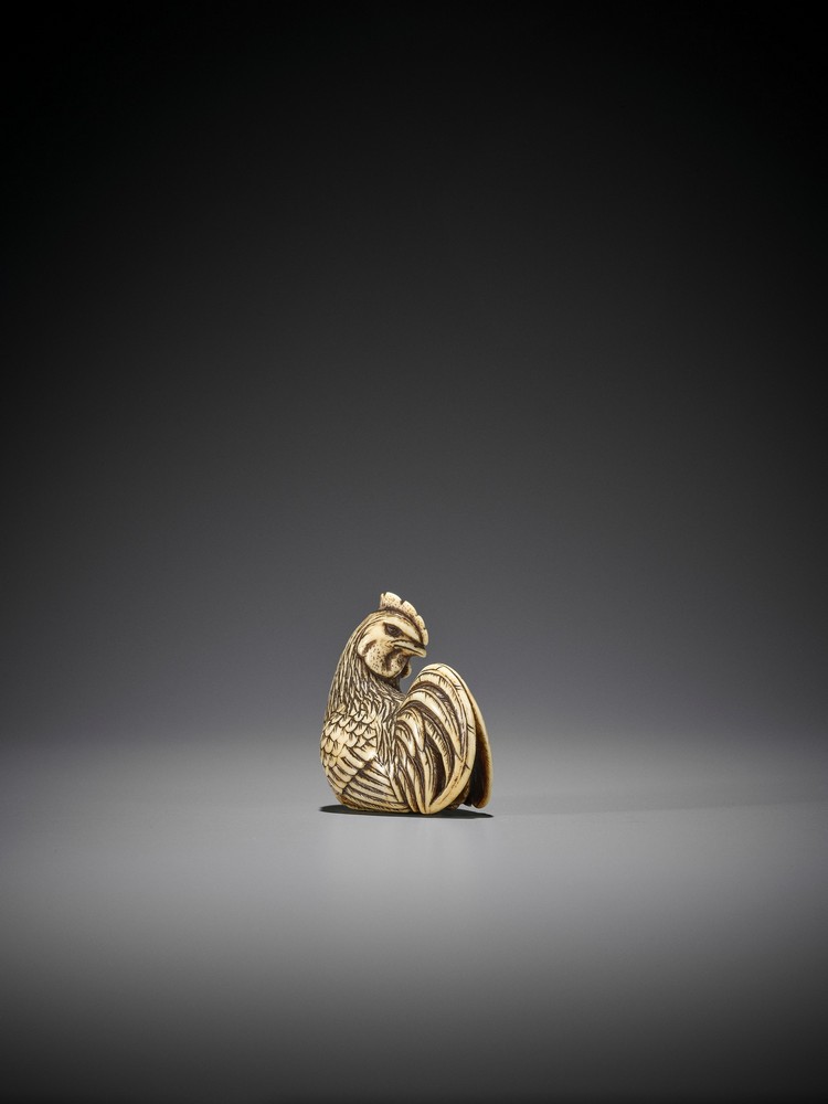 OKAKOTO: A FINE IVORY NETSUKE OF A COCKEREL By Yamaguchi Okakoto, signed Okakoto 岡言Japan, Kyoto, - Image 6 of 12