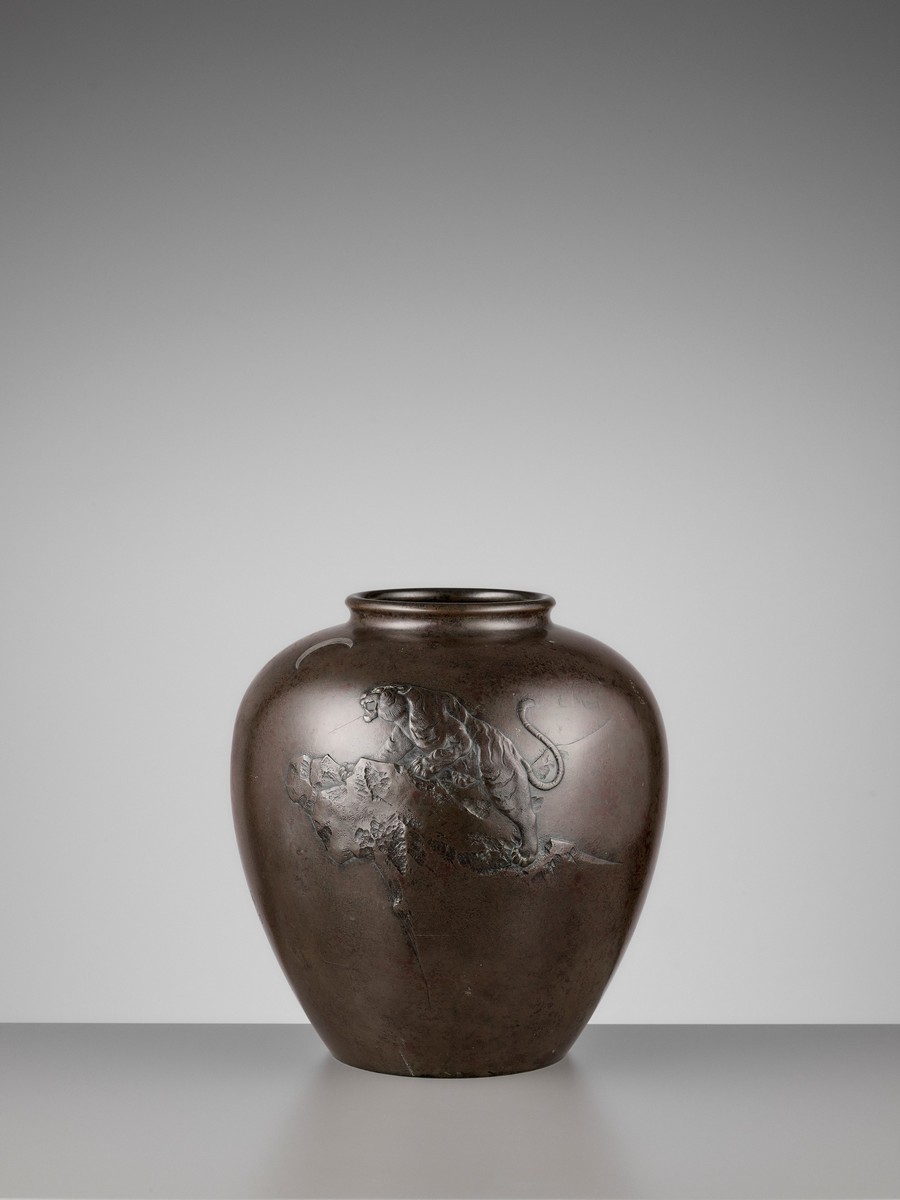 SEIGYOKU: A MASSIVE SILVER-INLAID BRONZE VASE WITH A TIGER AND CRESCENT MOON By Seigyoku, signed