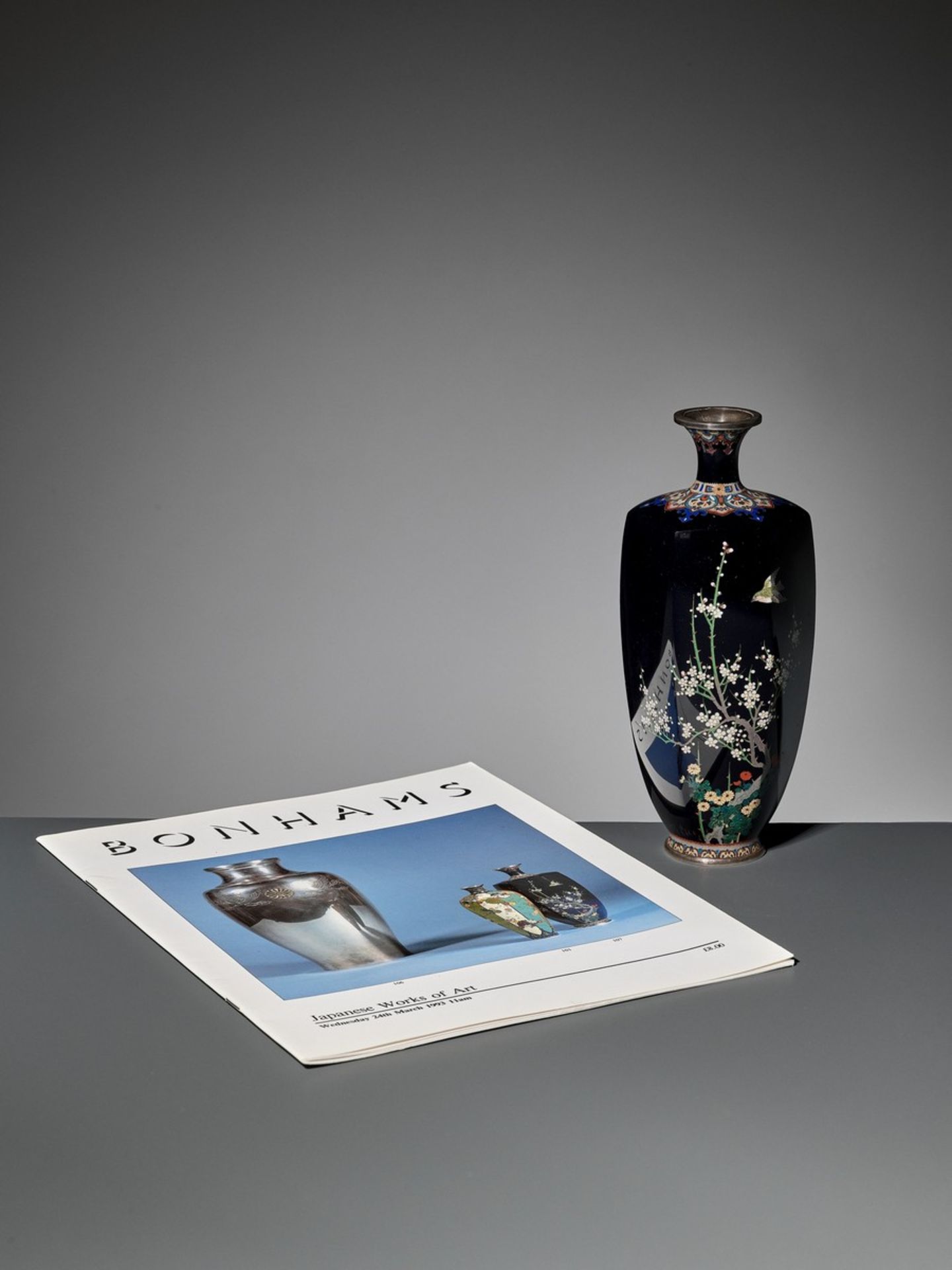 NAMIKAWA YASUYUKI: A HEXAGONAL CLOISONNÉ VASE WITH SUZUME, c. 1900 By Namikawa Yasuyuki (1845-1927), - Bild 2 aus 14