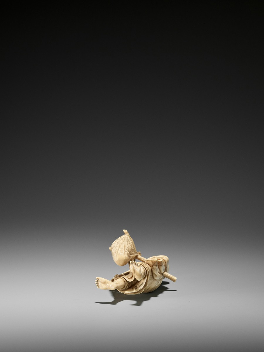 MASAYOSHI: AN IVORY OKIMONO OF A MONK CATCHING A LOBSTER By Masayoshi, signed Seppo-do - Image 8 of 8