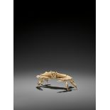 AN ARTICULATED IVORY OKIMONO OF A CRAB WITH WIDE CARAPACE Japan, Meiji period (1868-1912)The crab