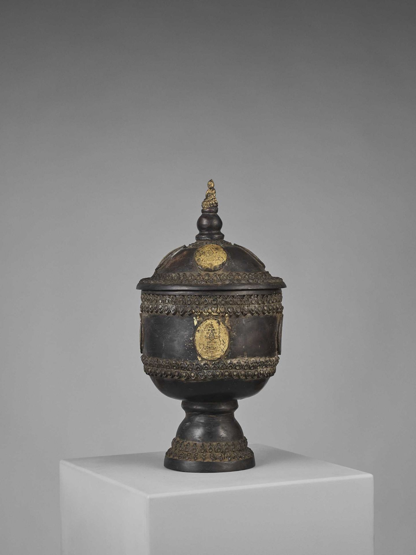 A CHAM PARCEL-GILT BRONZE VESSEL AND COVER WITH BUDDHA SHAKYAMUNI