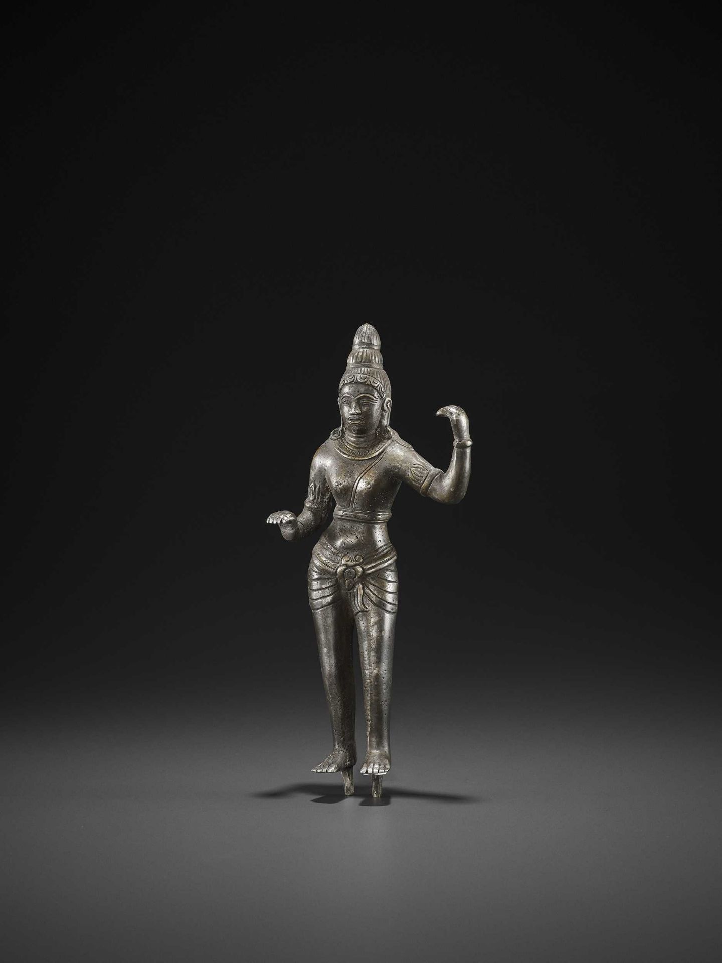 A CHAM SILVER FIGURE OF UMA - Bild 4 aus 6