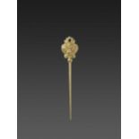 A CHAM GEMSTONE-SET GOLD REPOUSSÉ HAIRPIN WITH DANCING APSARAS