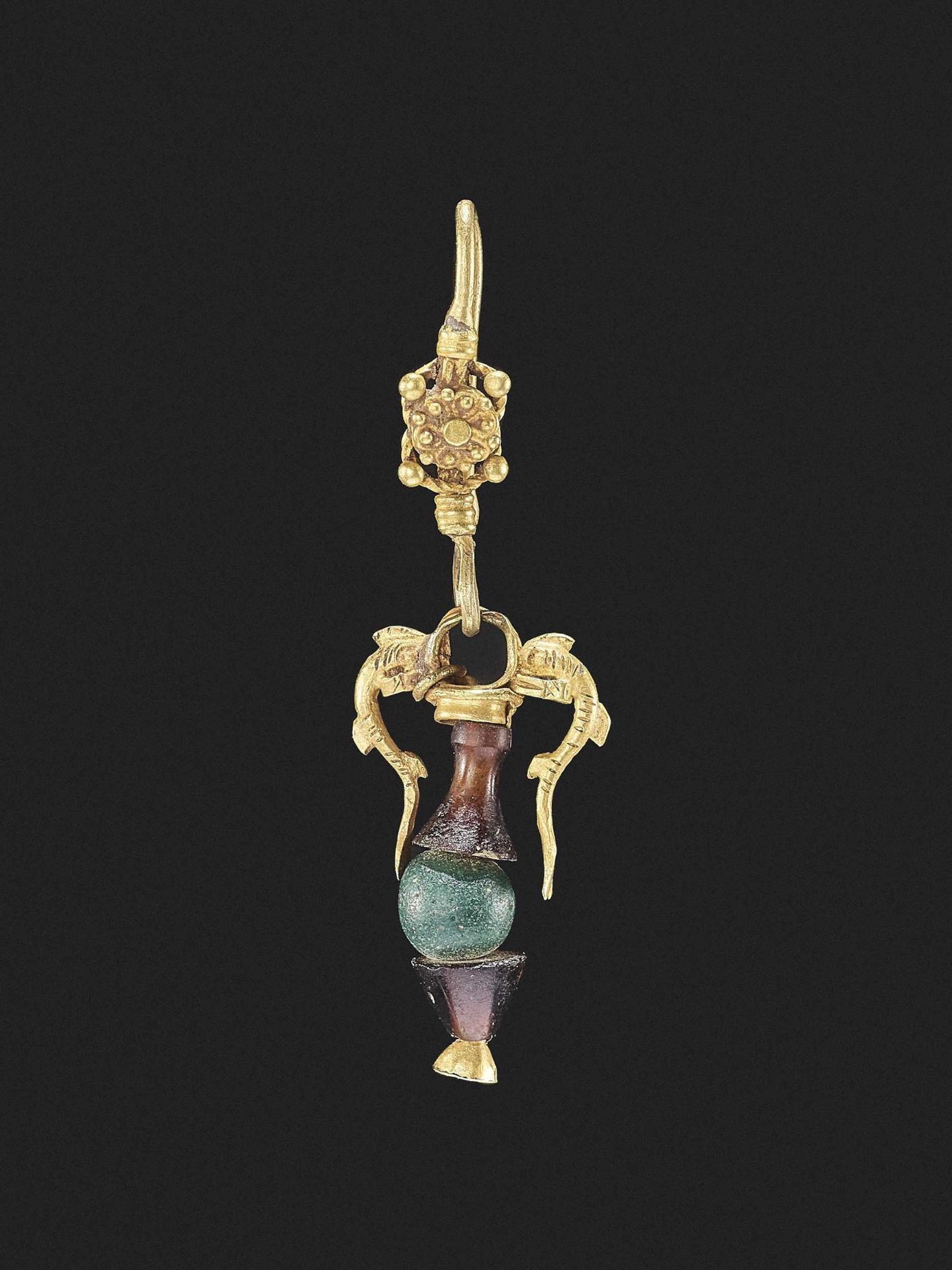 A HELLENISTIC GOLD EARRING - Bild 4 aus 5