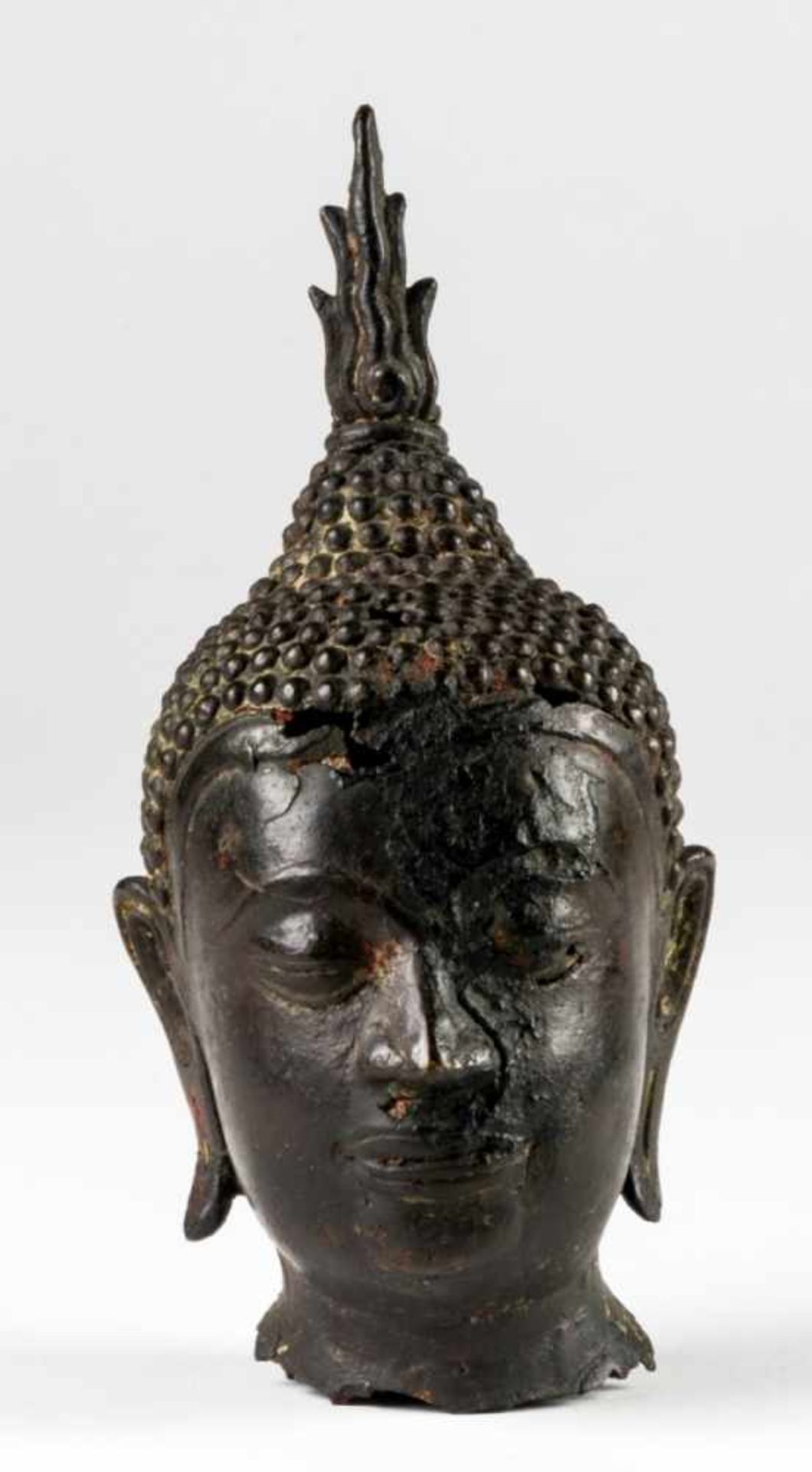 Head of Buddha, Thailand, Bronze, probably: Ayuthya period, 17th c., 17,5 x 7,5 x 7 cm,Provenance: