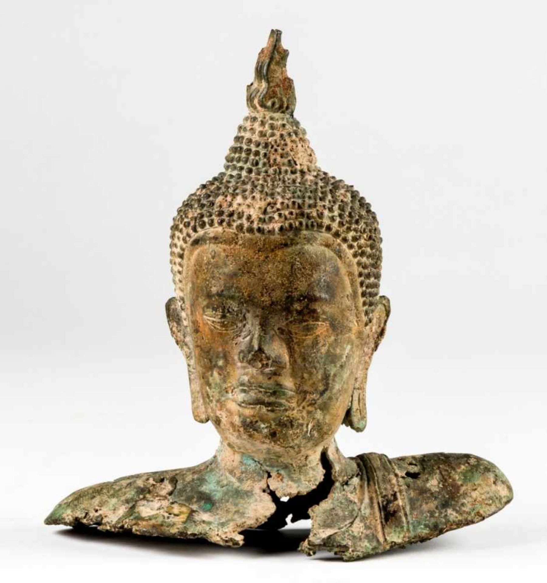 Head of Buddha, Thailand, Bronze, probably: Sukhothai-period, 16th c., 20 x 23 x 8,5 cm,