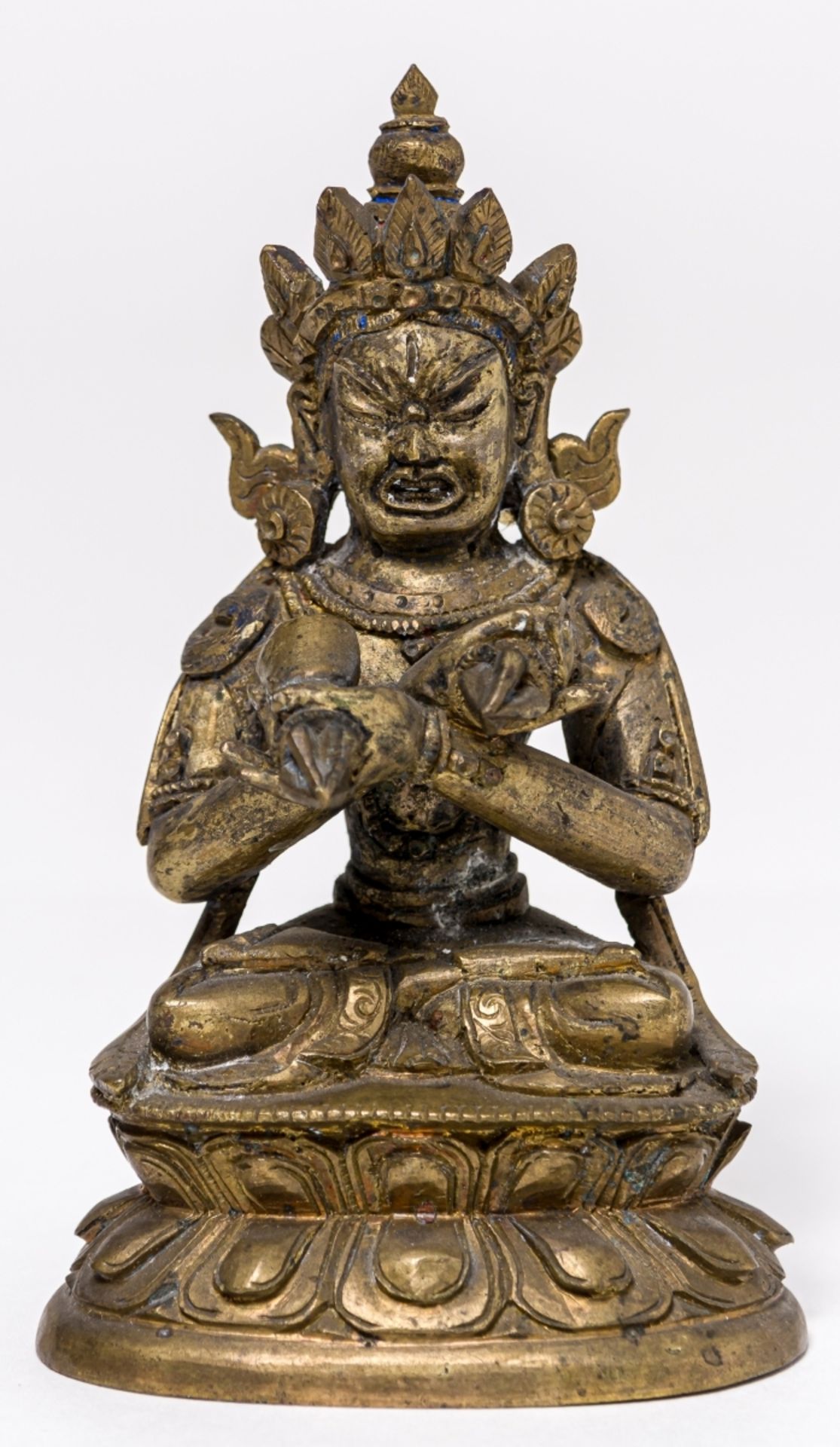 SCHUTZGOTTHEITChina / Tibet, Bronze, 19. Jh. oder früher 7 x 5, 5 x 11, 5 cm, Gewicht: 378gReste