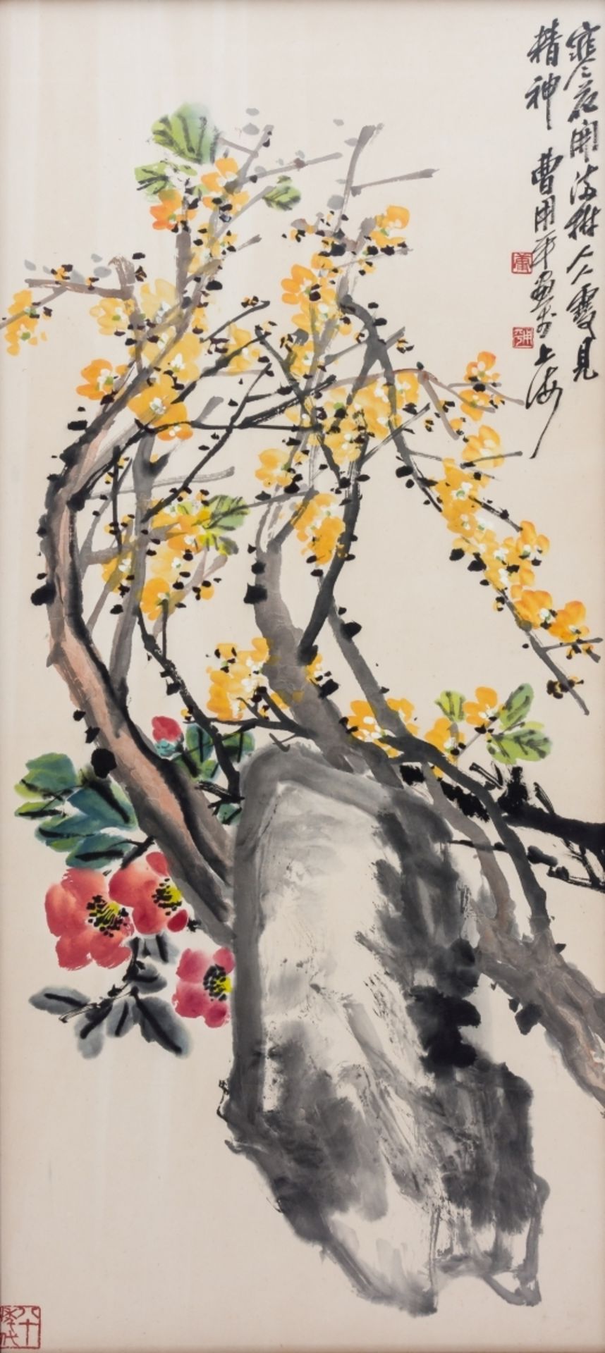 FELS MIT BLÜTENZWEIGENChina, Aquarell, Umkreis des Malers Wu Changhsuo (1844-1927)95 x 43 cm,