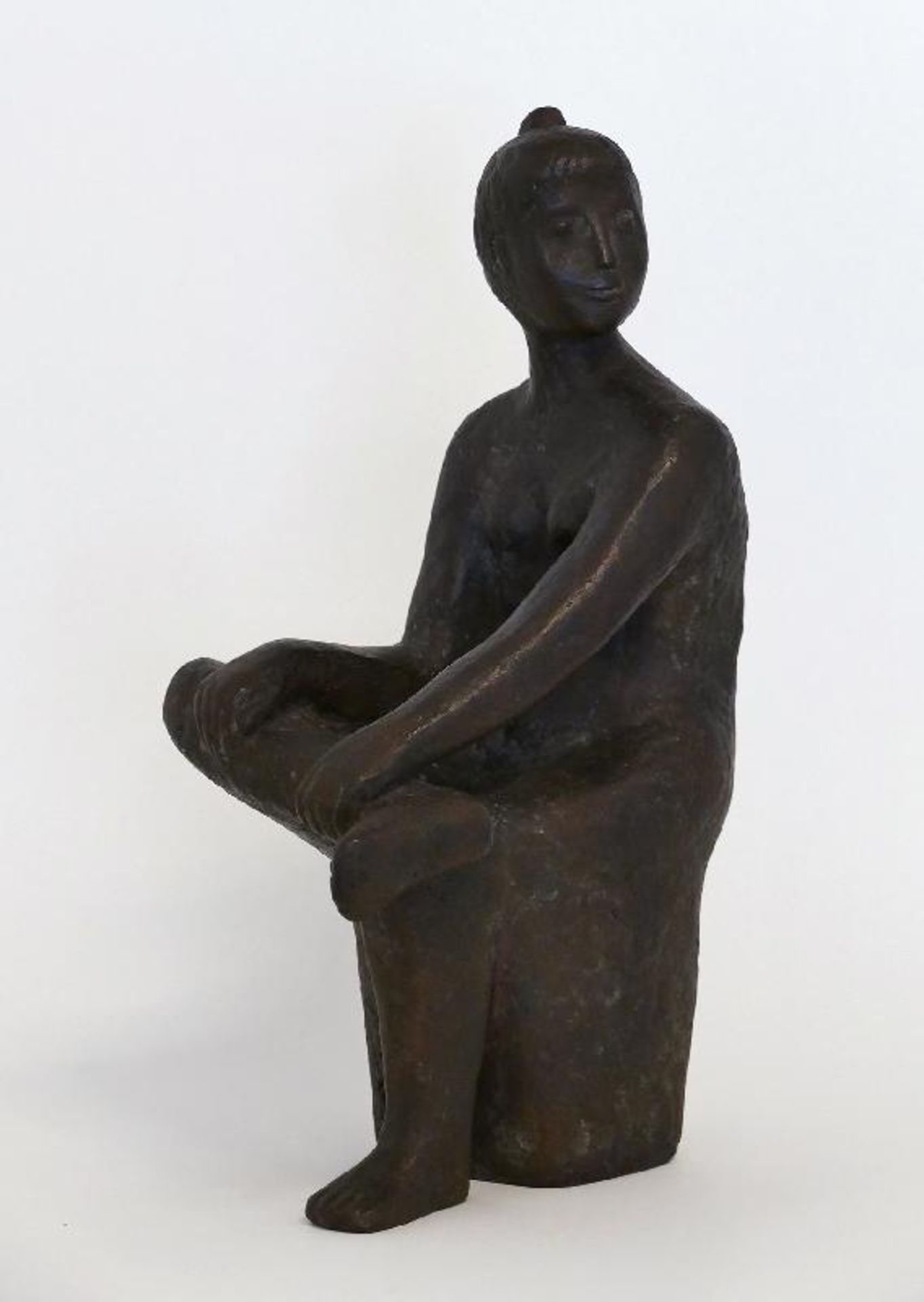 Voellner Gallus, Lieselotte (Berlin 1919 - 2003 Waldshut-Tiengen)UmschauendeBronze, 1981, h: 395 mm,