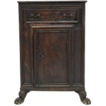 Small cupboard with door and drawer in walnut wood, XVIII Century. H cm 94X63X37,5.