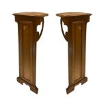 Cantonal couple walnut. Early twentieth century. H cm 112x32x33