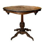 Coffee Table, late nineteenth century. Plan walnut, swivel base. H 74x84x66 cm.