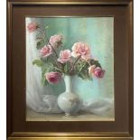 Pastel drawing on masonite. Emanuele Di Giovanni (Catania1887 - Catania 1979). Vase with pink roses