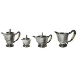 Tea set in silver. Consisting of: teapot, coffee pot, milk jug and sugar bowl bowl, XX century.