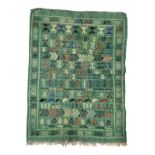 Kilim Rug prayer rug with medallion, Turkey. Cm 170x110.