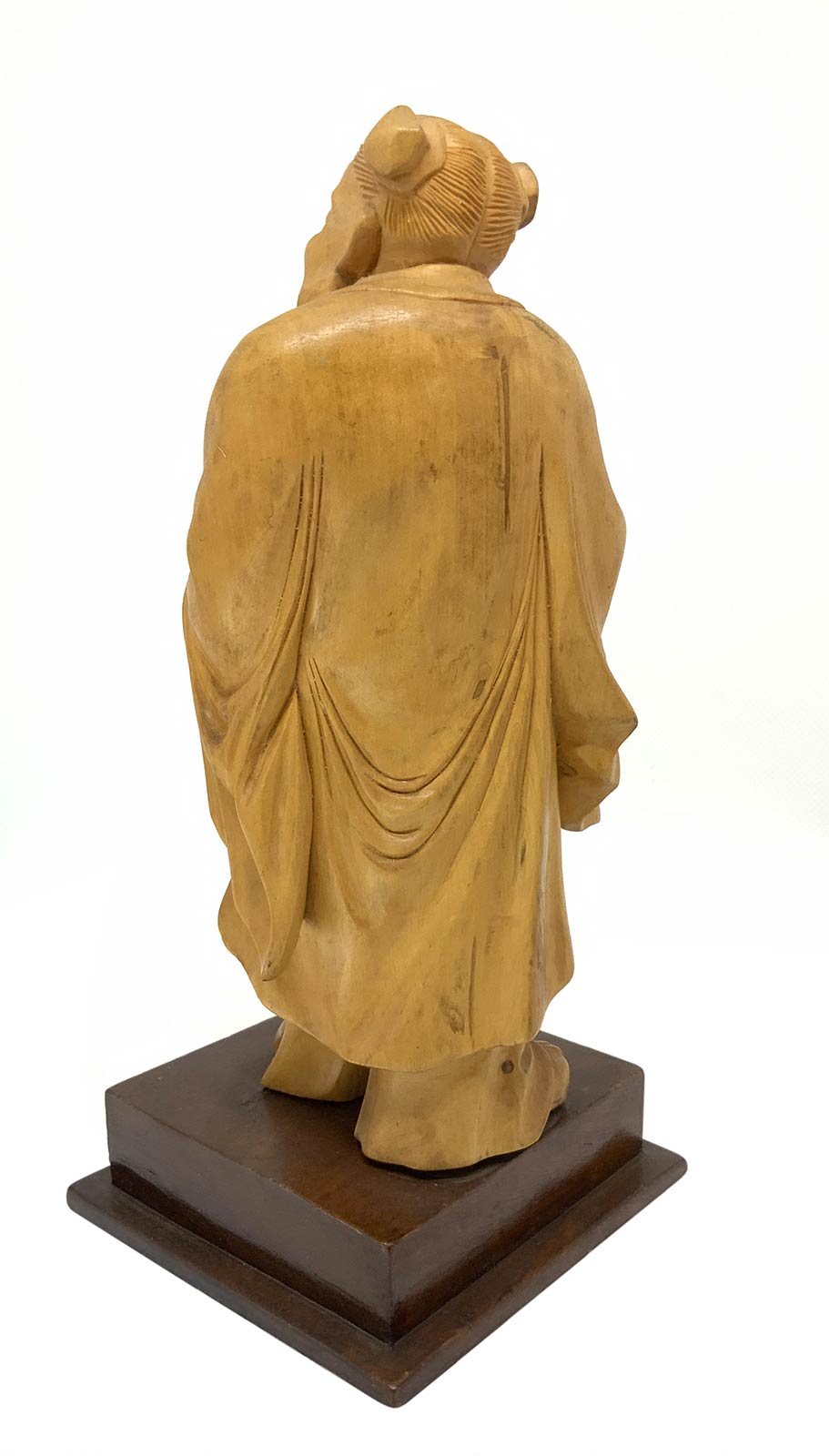 Wooden sculpture of a Chinese wiseman, China, eighteenth century. H 17 cm, 2.4 cm with pedestal. - Image 4 of 5