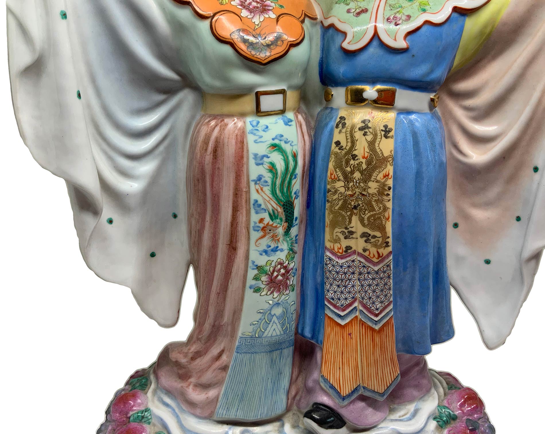 Chinese statue in white-body with polychrome decoration depicting two lovers dressed in traditional - Image 5 of 7