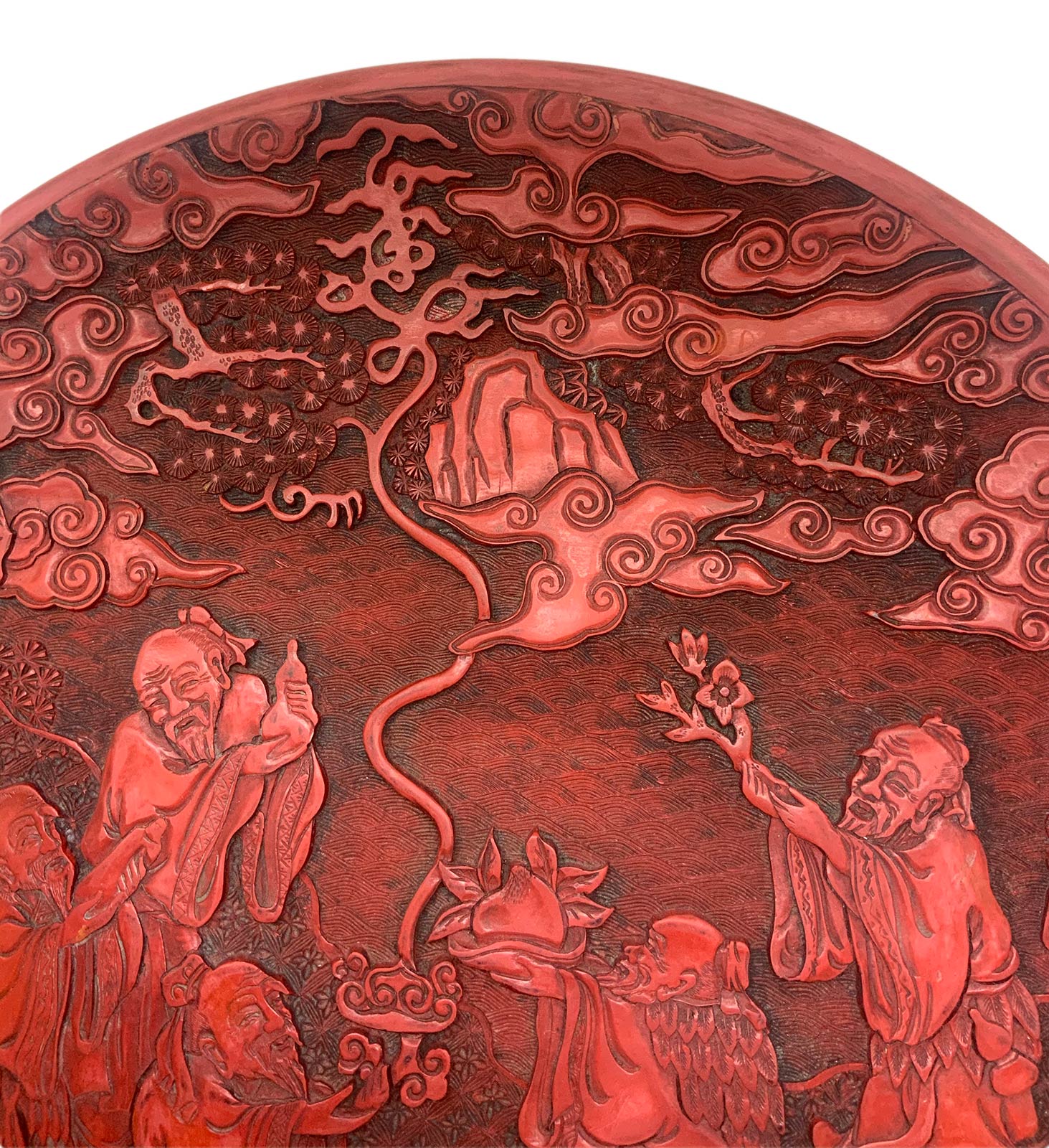 Chinese cinnabar lacquer plate decorated in relief with a scene of Tao in the act of the donation - Image 4 of 7