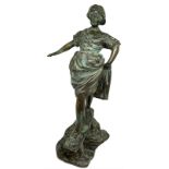 Bronze sculpture depicting woman balancing of Parente Francesco (Naples 1885 - Naples 1969). H 36