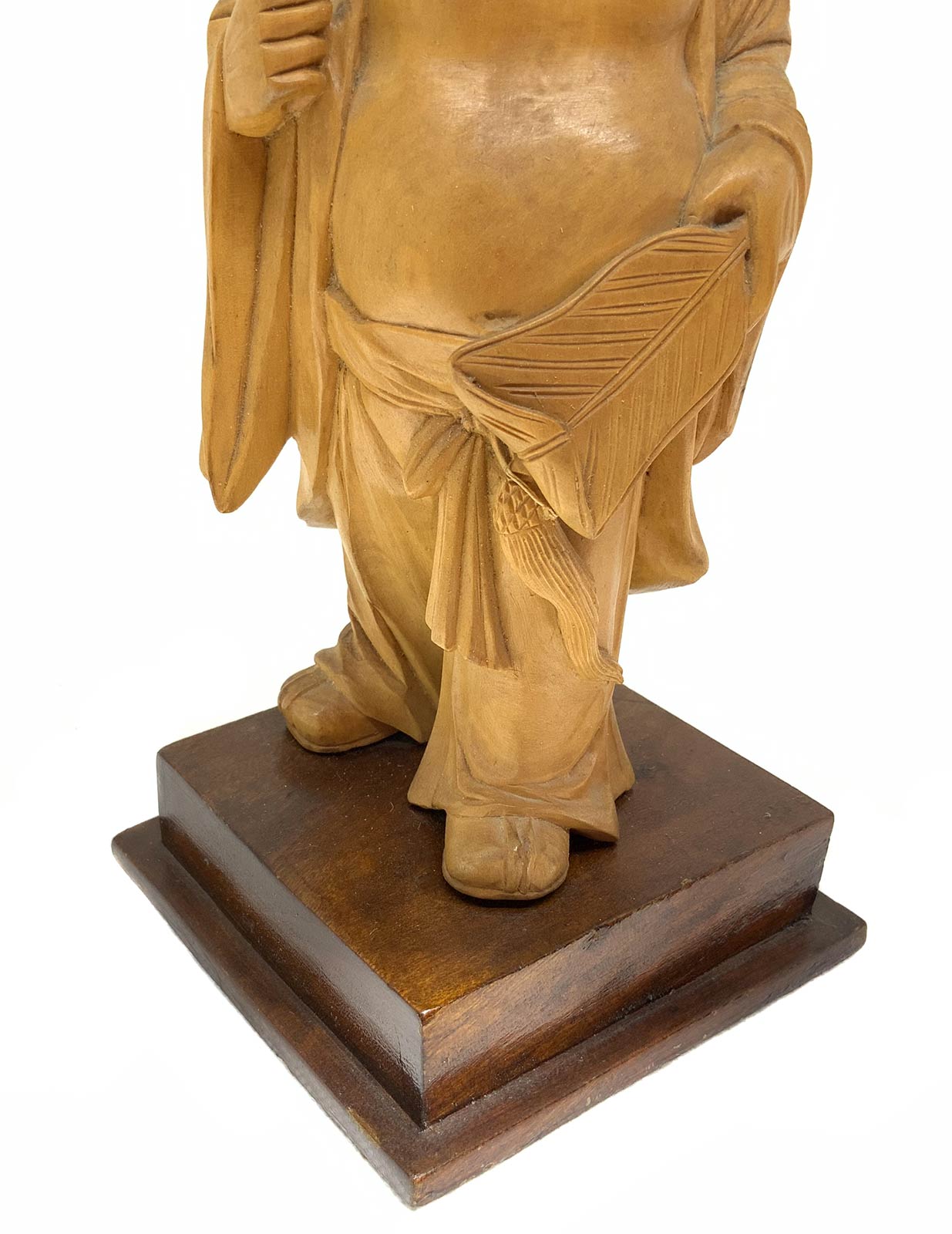Wooden sculpture of a Chinese wiseman, China, eighteenth century. H 17 cm, 2.4 cm with pedestal. - Image 5 of 5