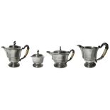 Tea set in silver. Consisting of: teapot, coffee pot, milk jug and sugar bowl bowl, XX century.