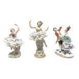 N.2 Capodimonte porcelain figurines depicting dancers posing, XX century. H 13 cm; 12 cm; Small