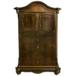 Mahogany chiffonier, mid-nineteenth century Sicily. Two doors at the top, five drawers below. H cm