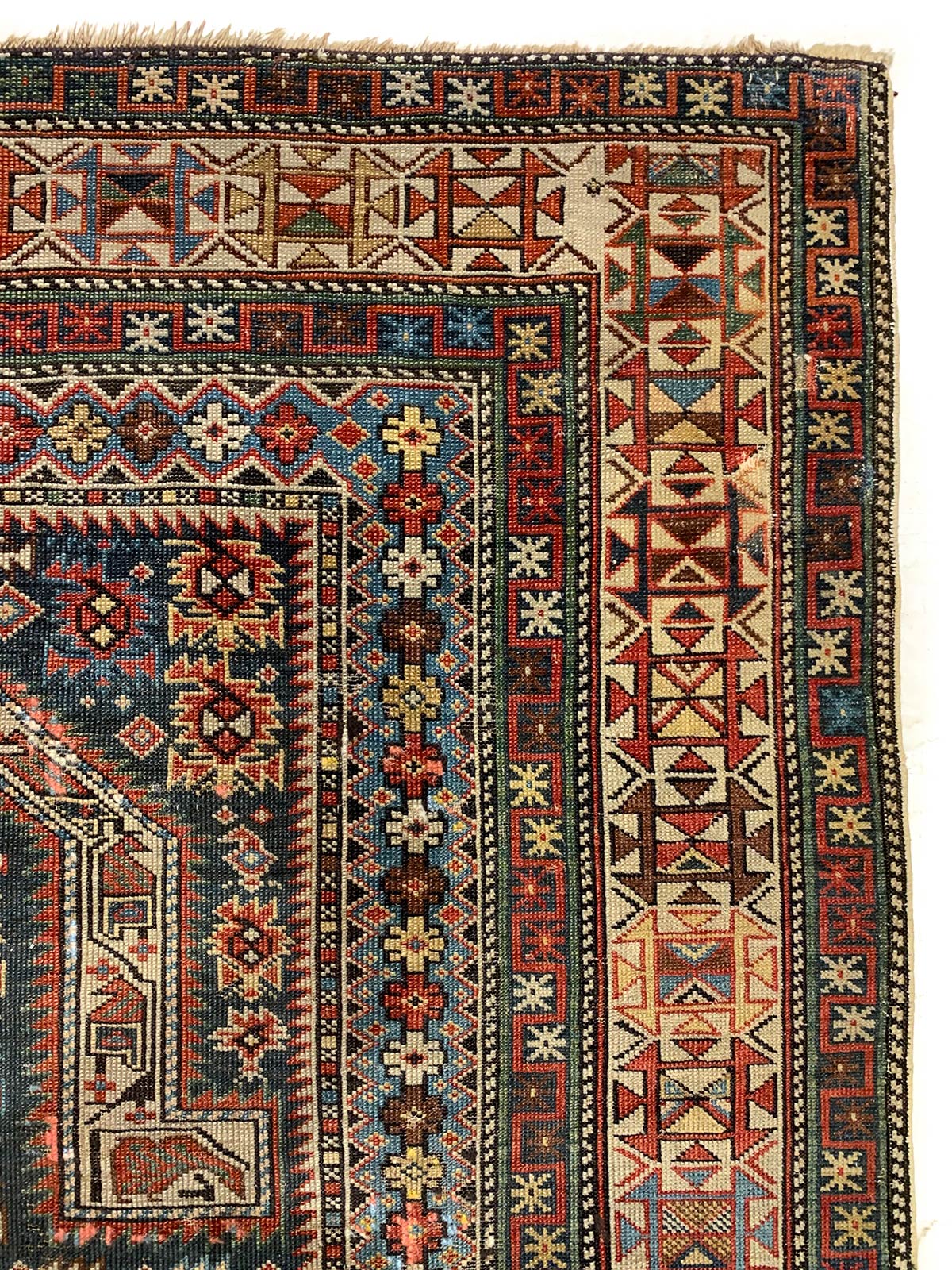 Prayer Rug Shirwan Marasali, Central Caucasus, Late 1800s, cm. 160x115, warp, weave and fleece - Image 2 of 5