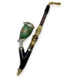 Tyrolean pipe with deer - Alto Adige. Early 1900s. Tyrolean pipe with ceramic tobacco chamber, horn