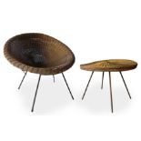 Wicker chair and coffee table, Italian Production. Structure in black lacquered metal. 50 Years.