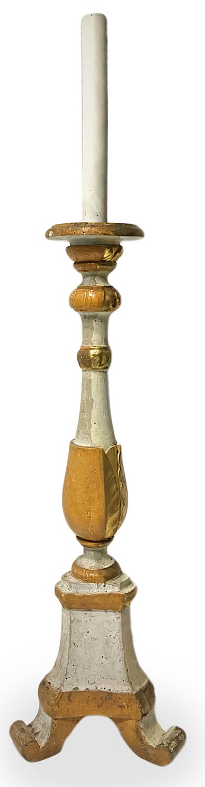 Candlestick lacquered and gilded, 19th century. H 88 cm - Image 2 of 3