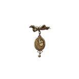 Brooch with beads and small pendant, gold brooch with 12 K gold / silver