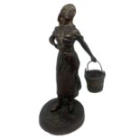 Bronze brown patina depicting woman with bucket, late nineteenth century. H 28 cm.