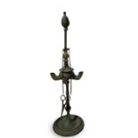 Lume to brass oil, eighteenth century. A quattroluci with scissor switch off snot. H 46 cm, 13 cm