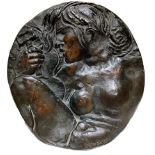 Emilio Greco (Catania, 1913 - Rome, 1995). Bronze Round "Naked woman". Signed. Diameter cm 28.