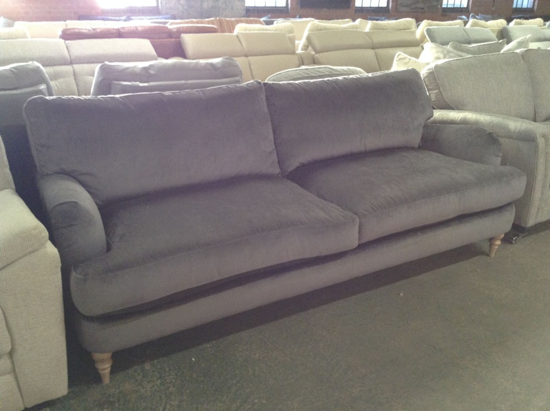 GREY FABRIC GRANDE SOFA (TROO1868-WOO690693)