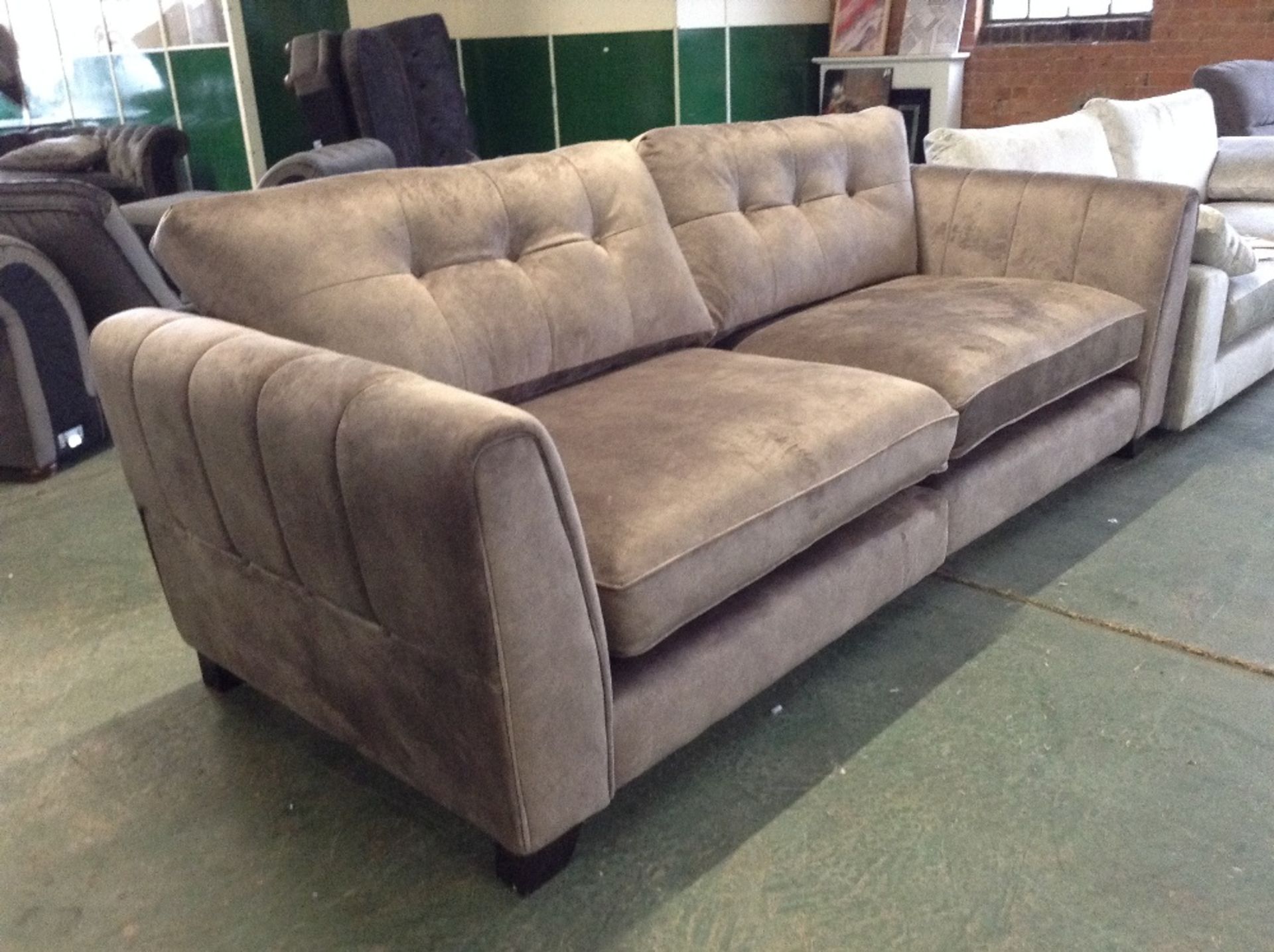 BROWN SADDLE SPLIT LARGE 4 SEATER SOFA (ST44-66828