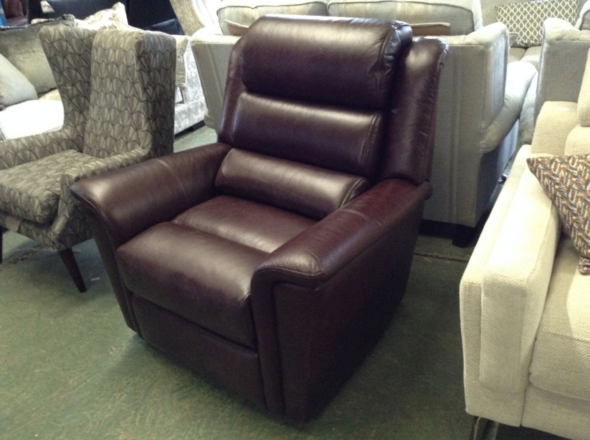 BROWN LEATHER CHAIR (TROO1882-PK-3773)