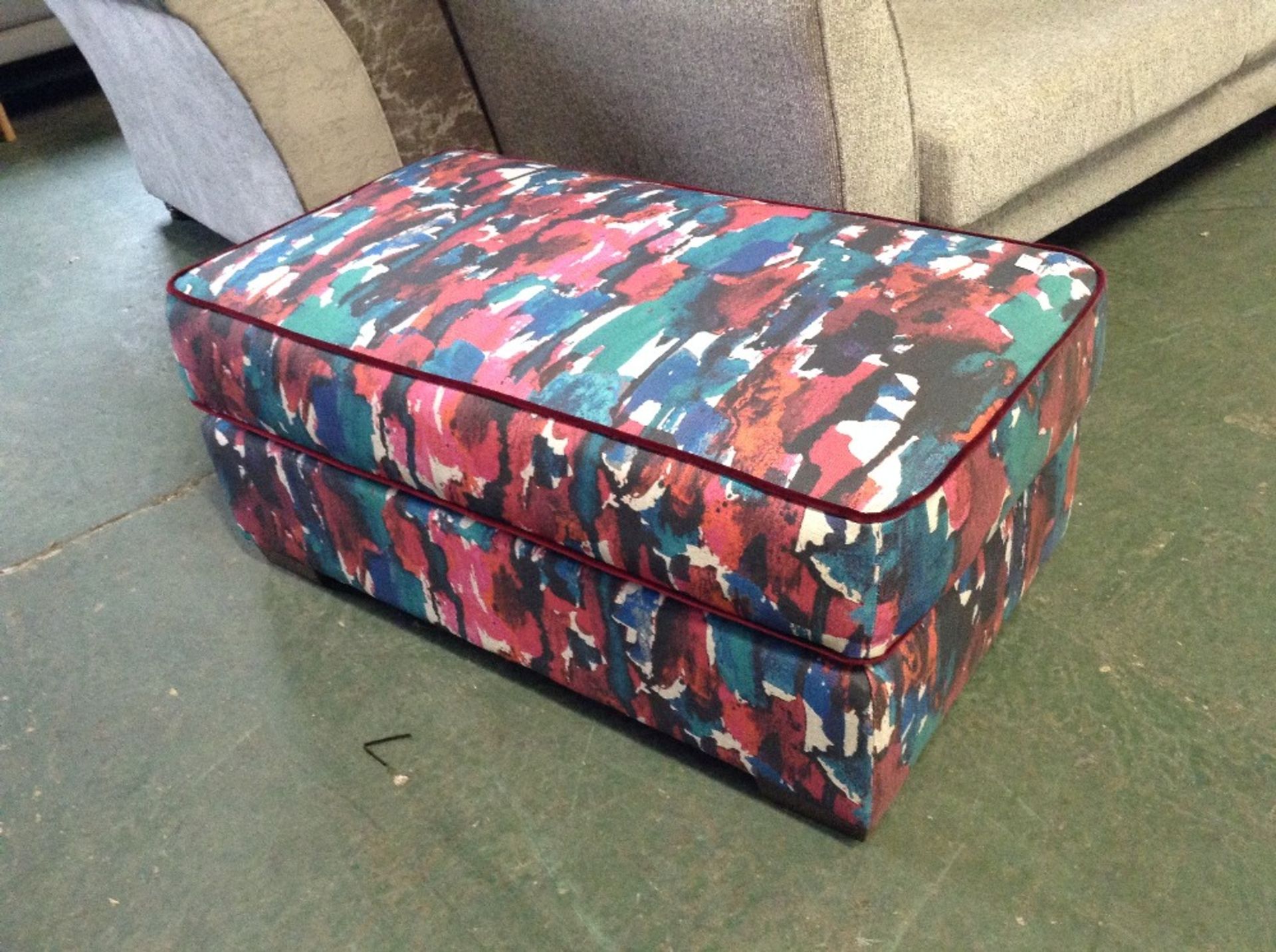 MULTI COLOURED PATTERNED LARGE FOOTSTOOL (TROO1882